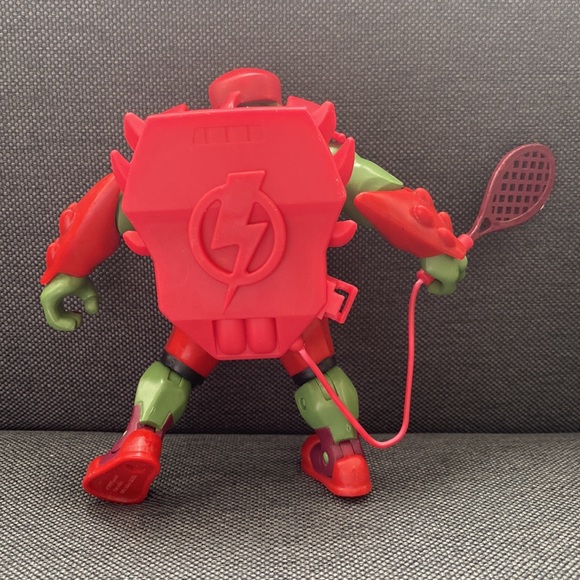 Hotwheels Teenage Mutant Ninja Turtles Party Wagon and Action Figure - Picture 8 of 8